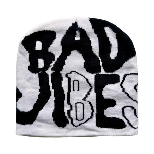 BAD VIBES SKULLY [WHITE/BLACK]